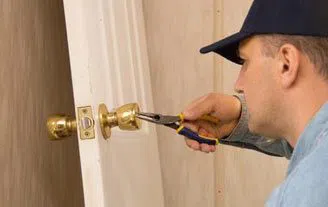 Golden Locksmith Services Louisville, KY 502-369-1672 Golden Locksmith Services Louisville, KY 502-369-1672 - 2-Cheap-Locksmith