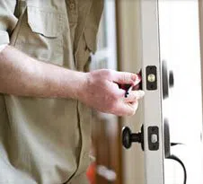 Golden Locksmith Services Louisville, KY 502-369-1672 Golden Locksmith Services Louisville, KY 502-369-1672 - 6-Lock-Change
